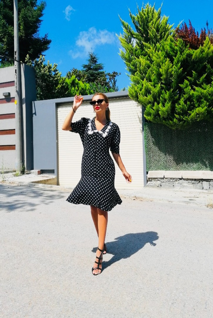 Kadın Puantiyeli Yarım Kollu Elbise