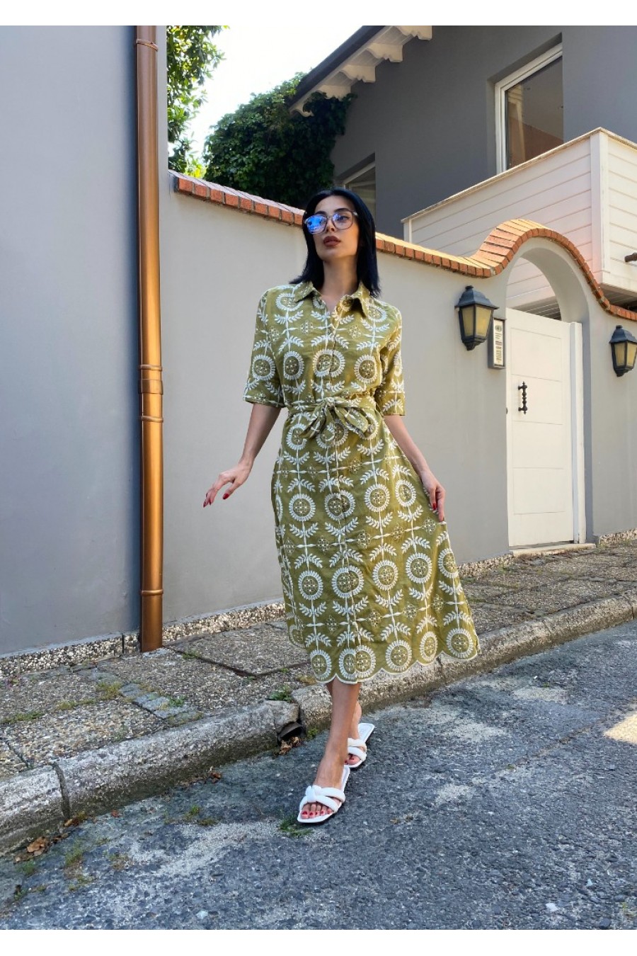 15528 Kadın Önü Patlı Nakışlı Gömlek Elbise