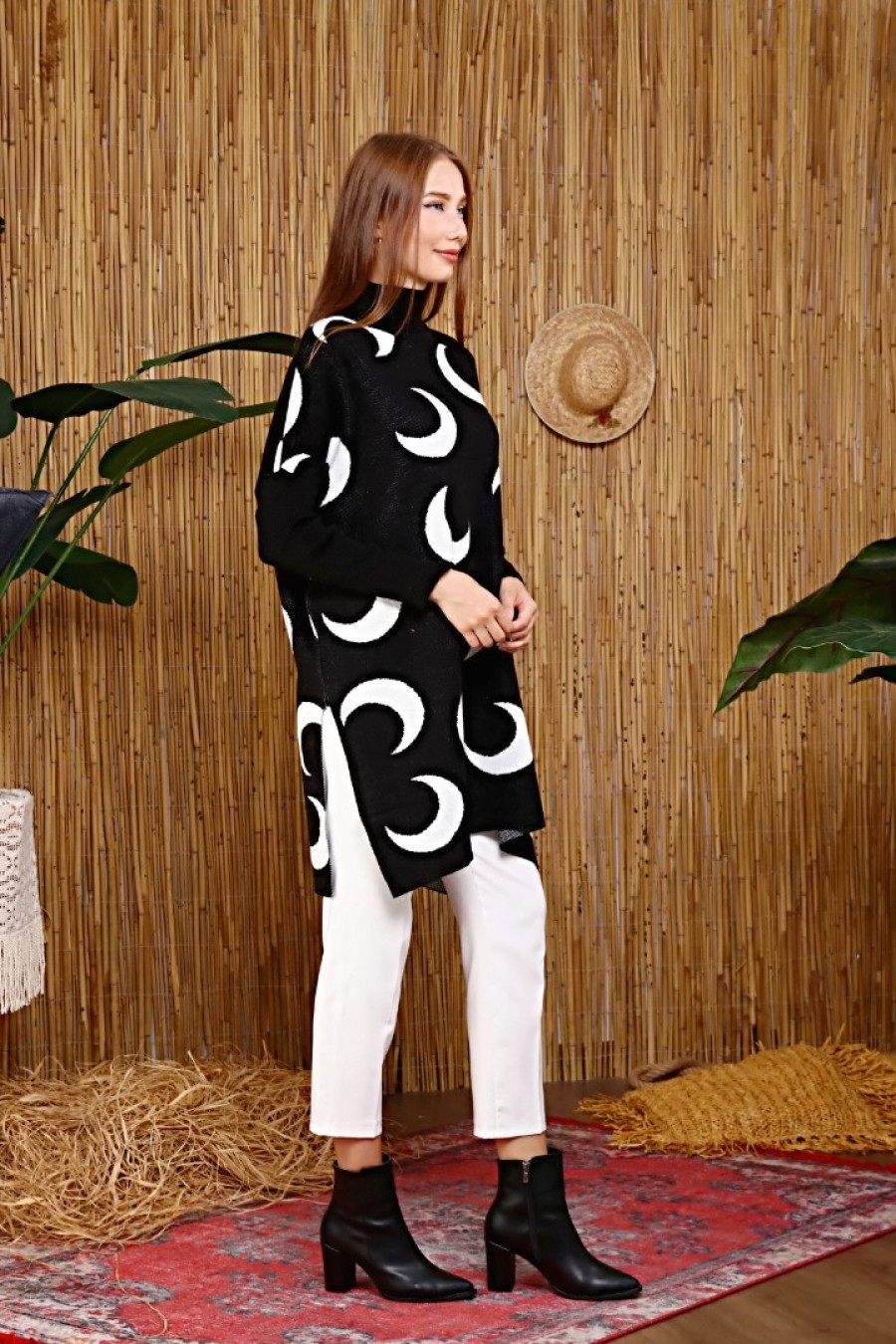 Kadın Ay Desenli Triko Kazak