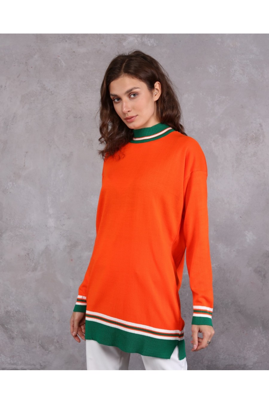 16588 Kadın Çizgi Detaylı Triko Tunik 16588 Kadın Çizgi Detaylı Triko Tunik