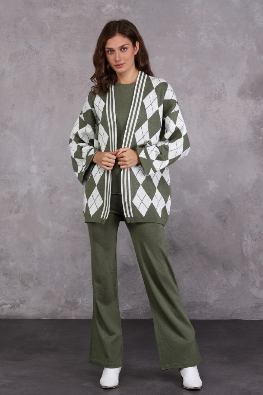 16666 Kadın Baklava Desenli Üçlü Triko Takım