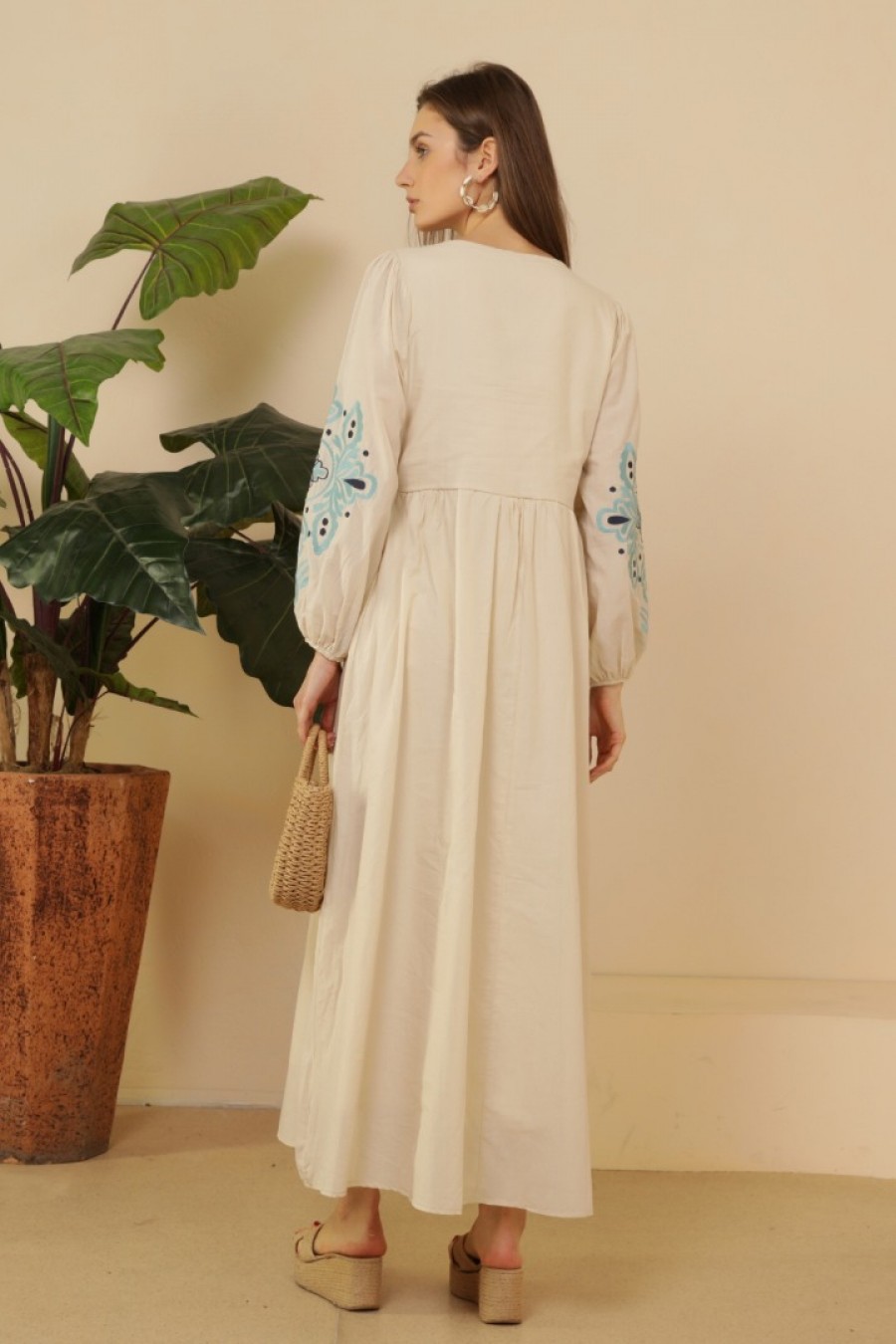 Kadın Etnik Nakışlı Maxi Elbise