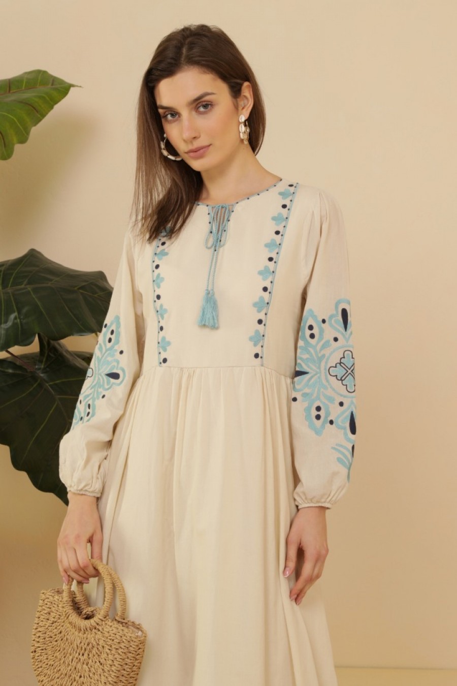 Kadın Etnik Nakışlı Maxi Elbise