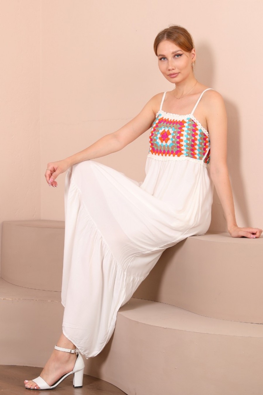 17000 Kadın Tığ İşi Detaylı İnce Askılı Elbise