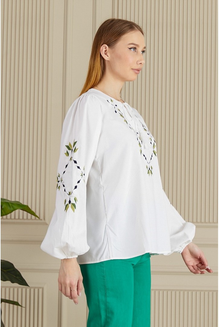 Kadın Pamuklu Nakışlı Bluz