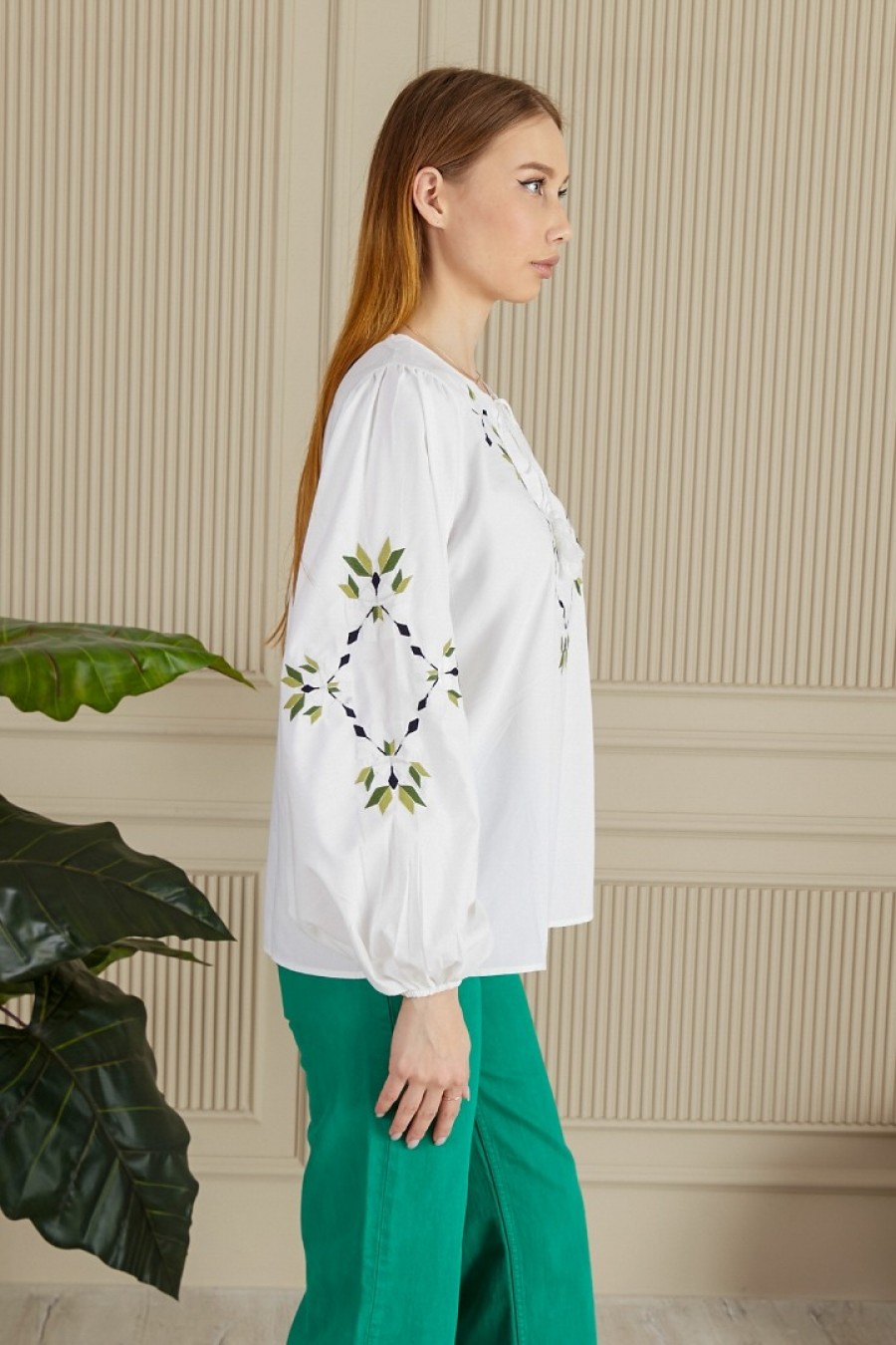 Kadın Pamuklu Nakışlı Bluz