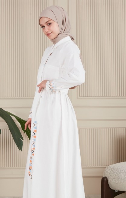 ETNİK DESENLİ KEMERLİ GÖMLEK ELBİSE