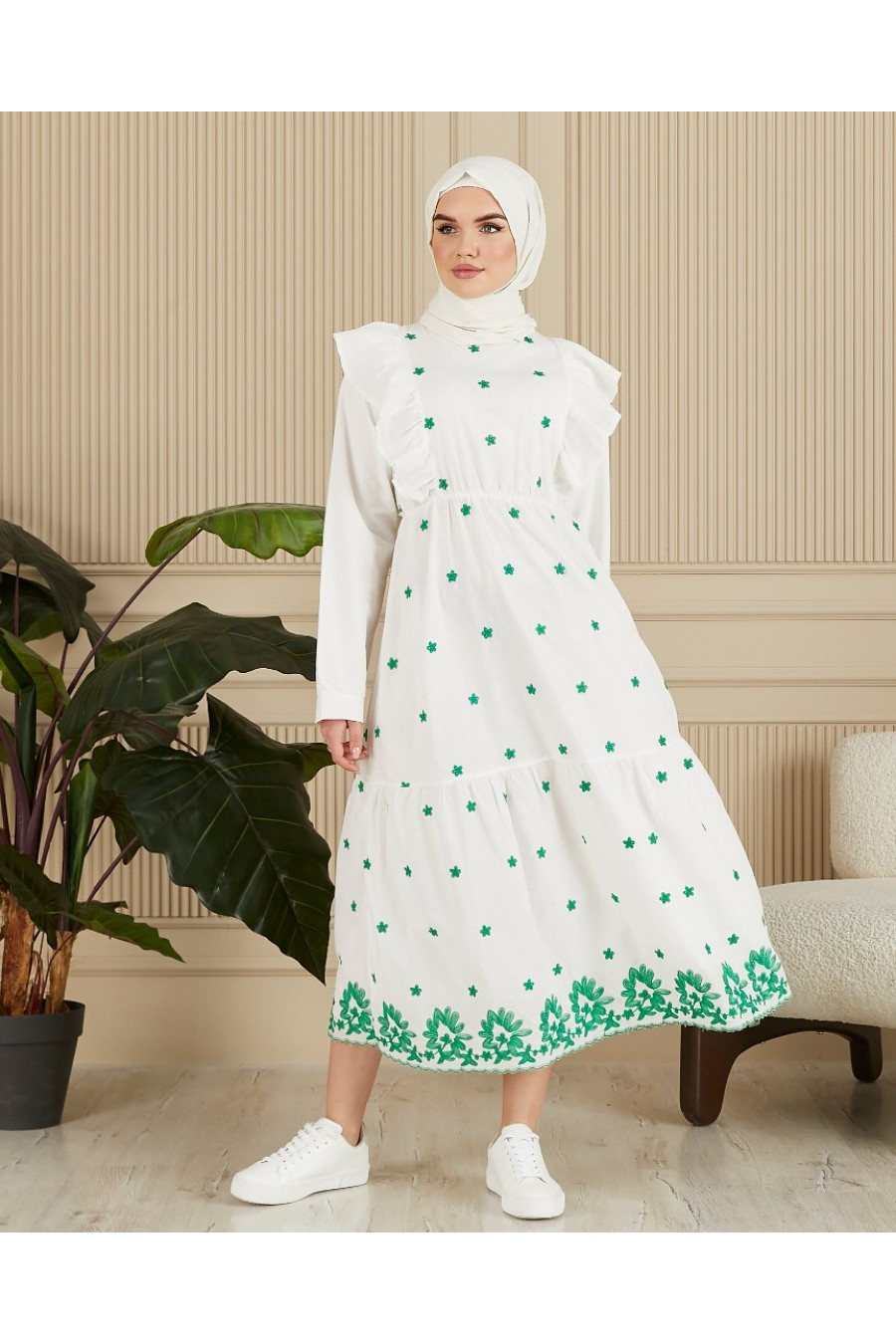 18461 HAZIR GİYİM/ELBİSE/KASAR ZEMİN/BENETTON YEŞİL NAKIŞ/S