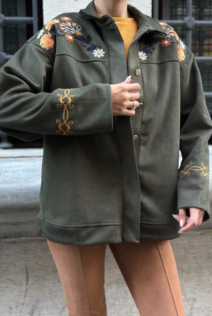 Kadın Nakışlı Süet Ceket