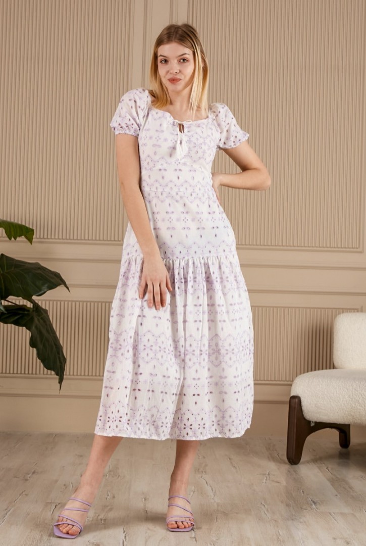 BRODE DETAYLI KISA KOL MİDİ ELBİSE