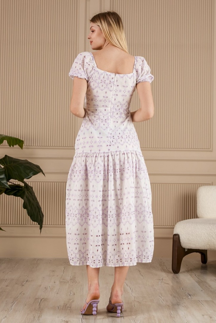 BRODE DETAYLI KISA KOL MİDİ ELBİSE