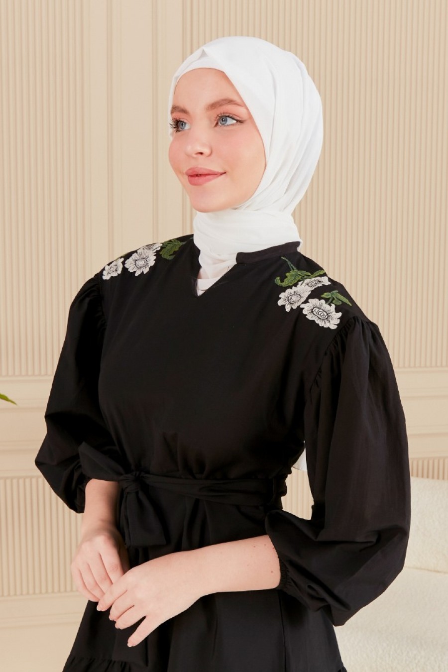 19291 ÇİÇEK NAKIŞLI KEMERLİ VUAL TUNİK