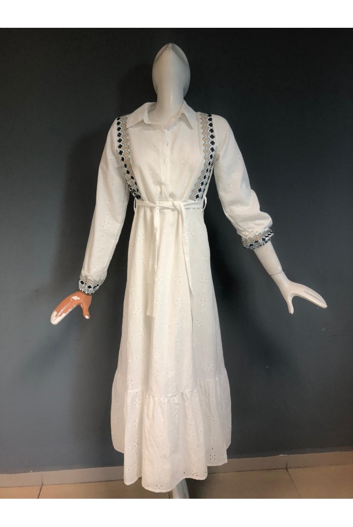 ETNİK ŞERİT DETAYLI KEMERLİ BRODE ELBİSE