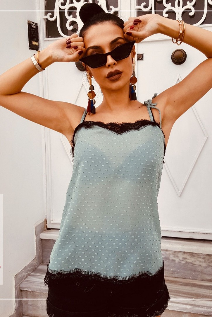 Kadın Straplez Askılı Şifon Bluz