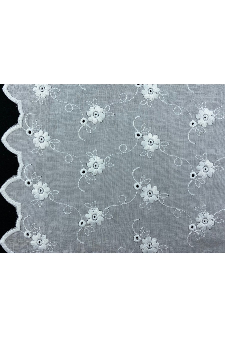 Kasar İşlemli Krem Pamuk Bohrerli Vual Brode Kumaş, 130 cm