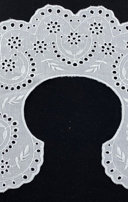 Kasar İşlemeli Pamuk Polyester Yaka Brode