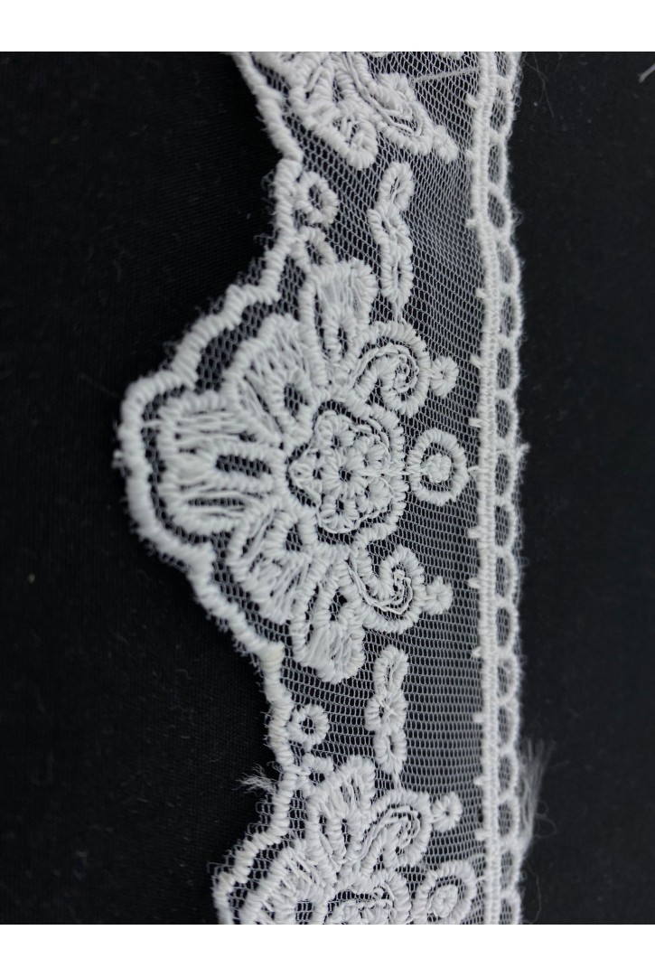 Ham Fisto Mat Polyester Tül Üzeri Brode Bant