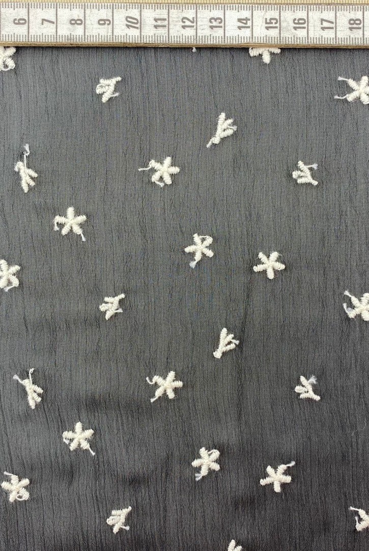 Siyah Mat Polyester Şifon Üzeri Yerli Brode - 125 cm