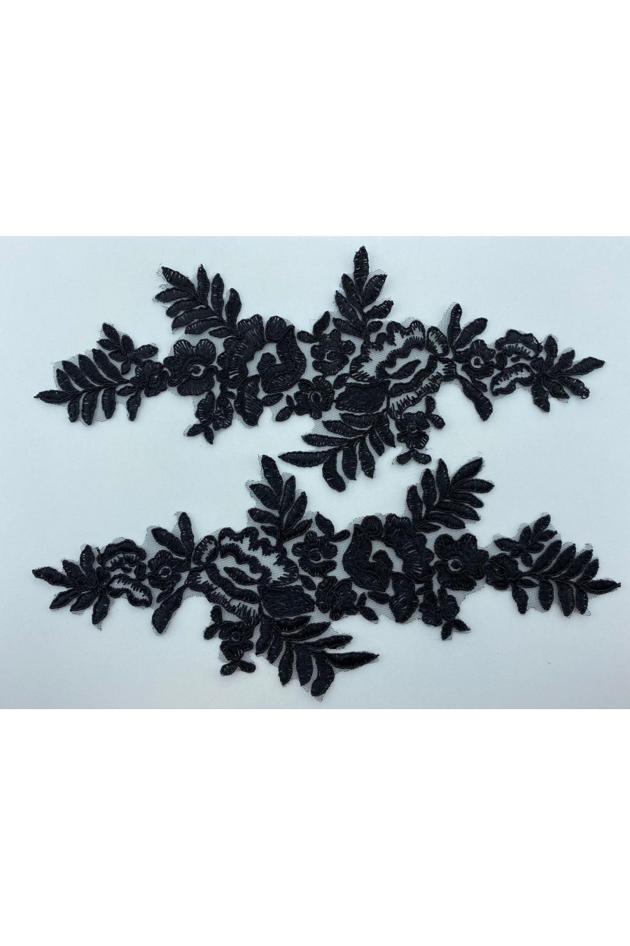 Siyah Düz Kordineli Aplik Polyester Brode Kumaş