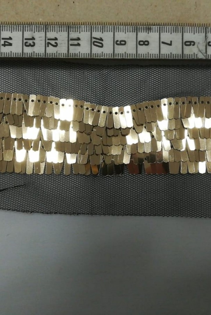 Siyah Mesh Üzeri Gold Pullu Bant, 3.5 cm
