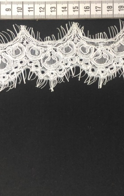 Beyaz İthal Kordlu Sakallı Naylon Dantel