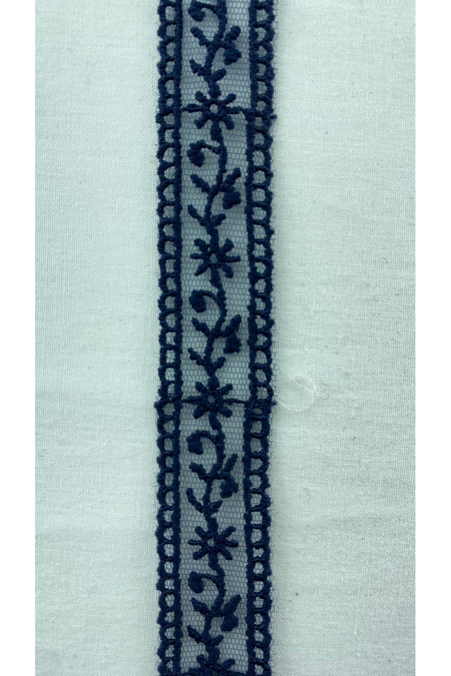 Lacivert Tül Üzeri Brode Bant