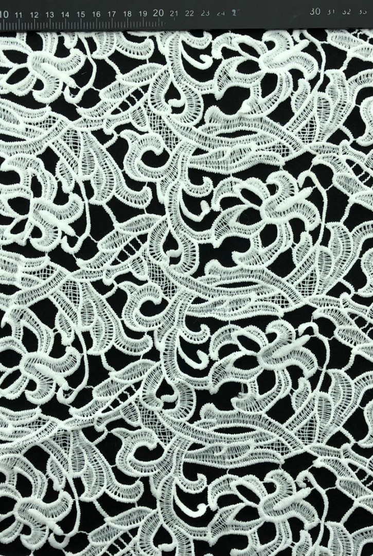 130 cm Genişliğinde Mat Polyester Ham Vual Brode