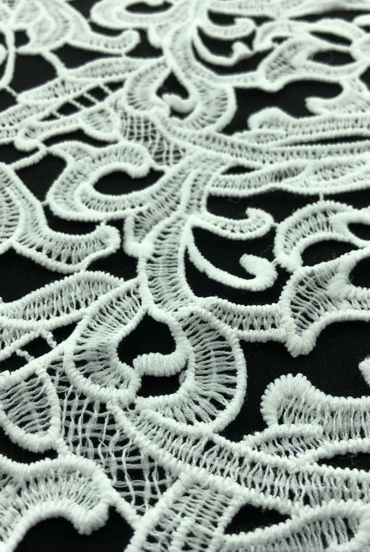 130 cm Genişliğinde Mat Polyester Ham Vual Brode