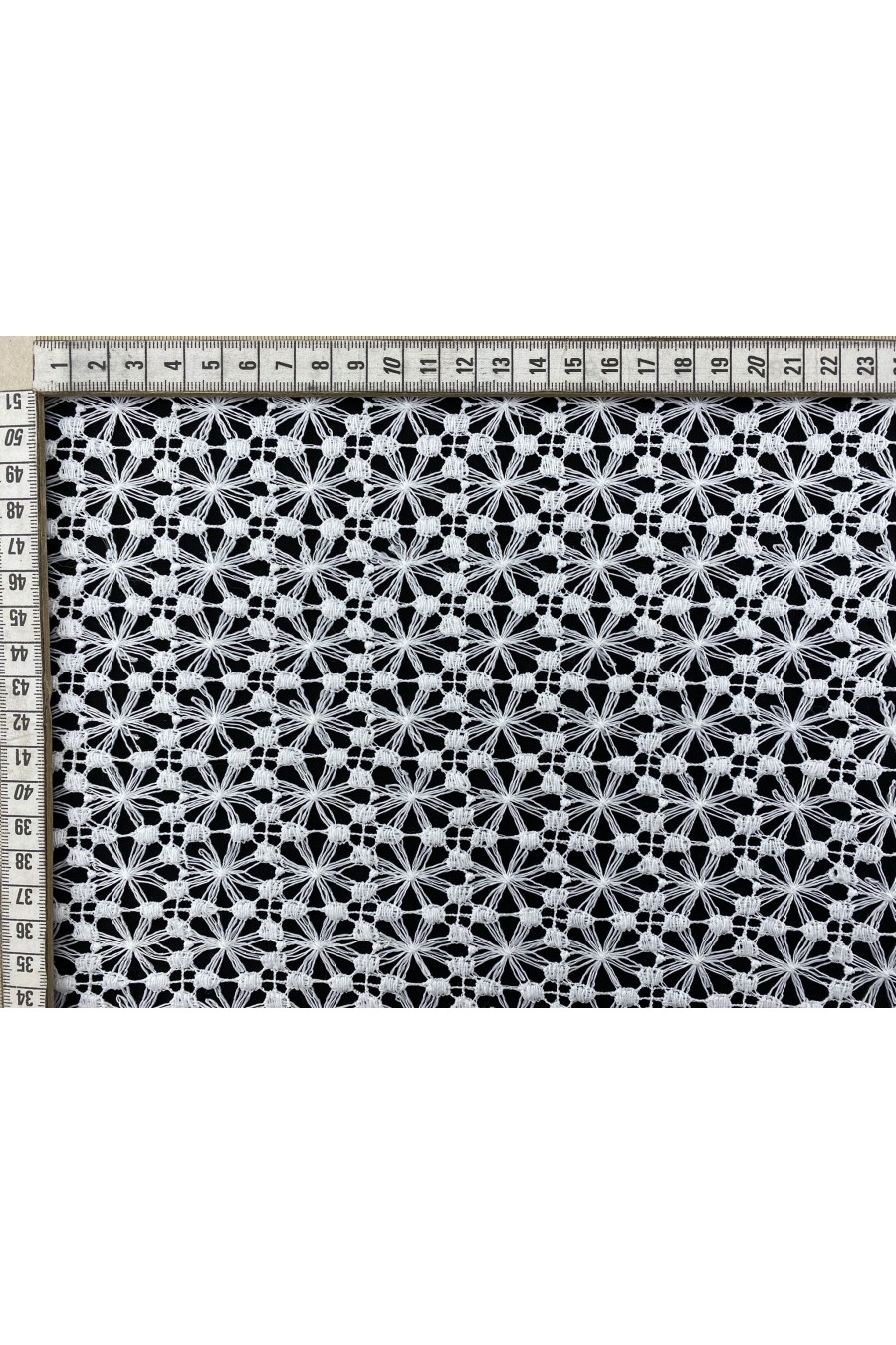 Ham Mat Polyester Yerli Brode Kumaş - 135 cm