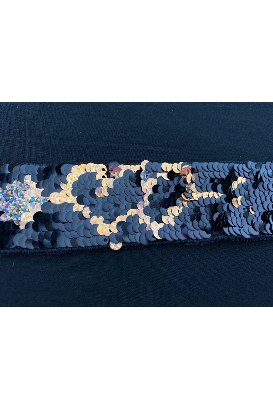 Siyah Mesh Üzeri Kahverengi-Şampanya Pullu Bant, 4 cm