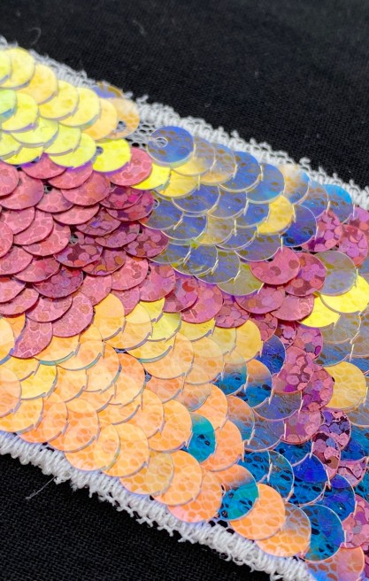 Beyaz Mesh Üzeri Hologram Pullu Bant, 4 cm