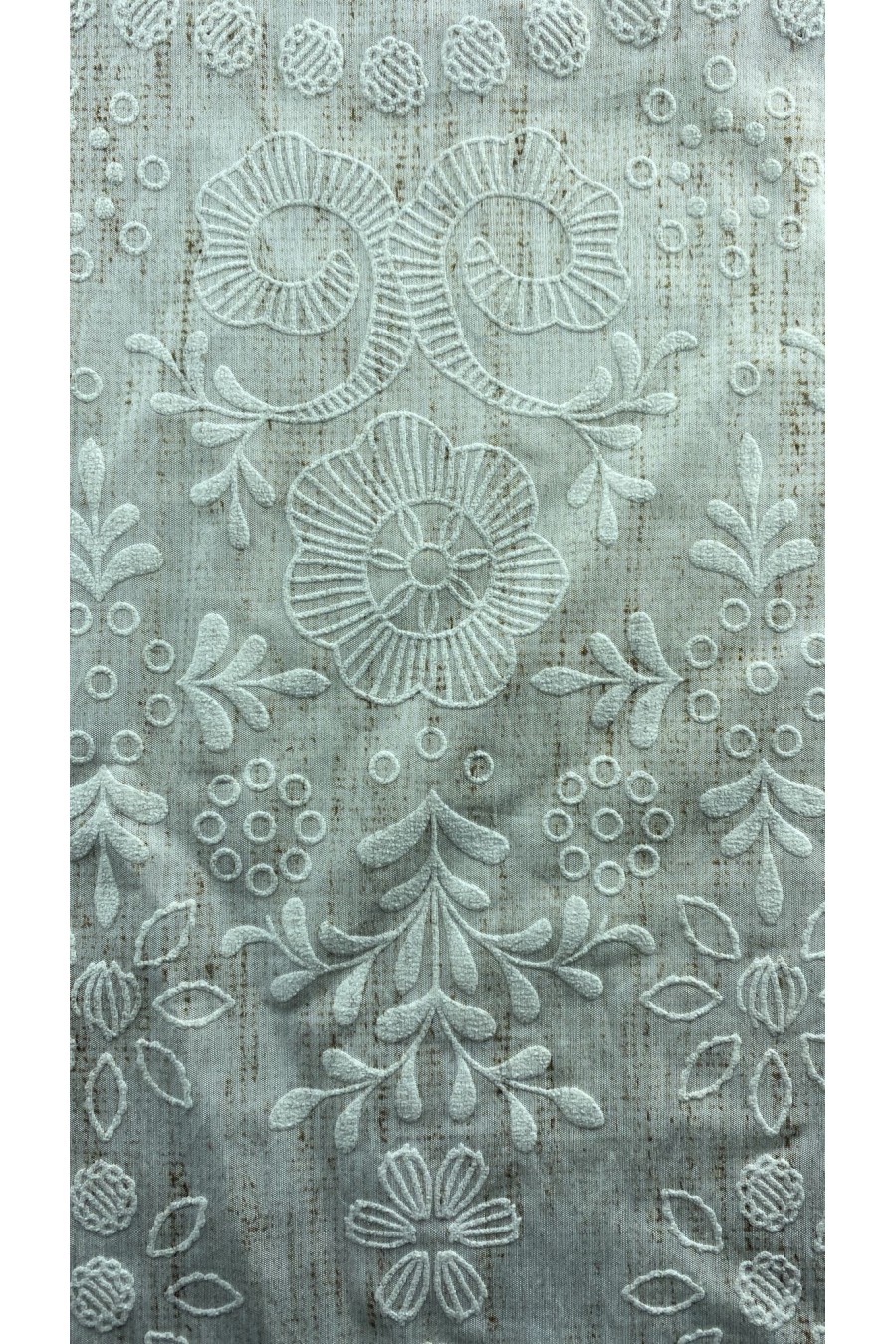 22379 KUMAŞ/YERLİ/LEZ/VİSKON/KABARTMA/BEYAZ/145 CM