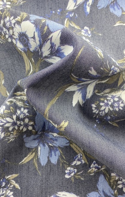 22384 KUMAŞ/YERLİ/LEZ/VİSKON/POLYESTER/RENKLİ/140 CM