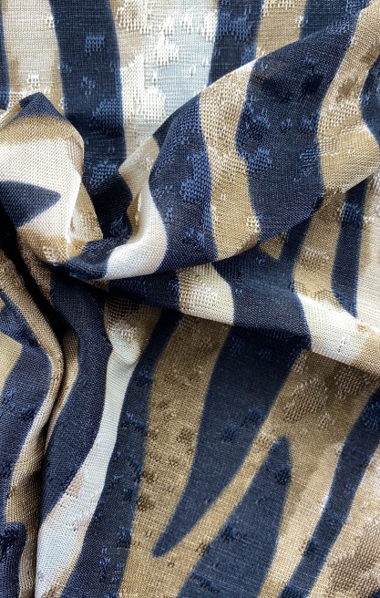 22385 KUMAŞ/YERLİ/LEZ/POLYESTER/RENKLİ/135 CM