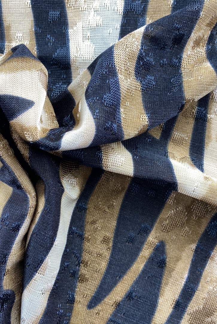 22385 KUMAŞ/YERLİ/LEZ/POLYESTER/RENKLİ/135 CM