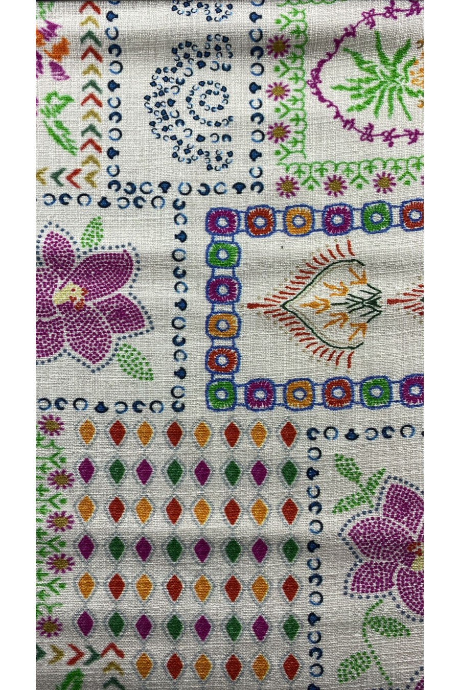 22387 KUMAŞ/YERLİ/LEZ/PAMUK/VİSKON/BEYAZ/150 CM