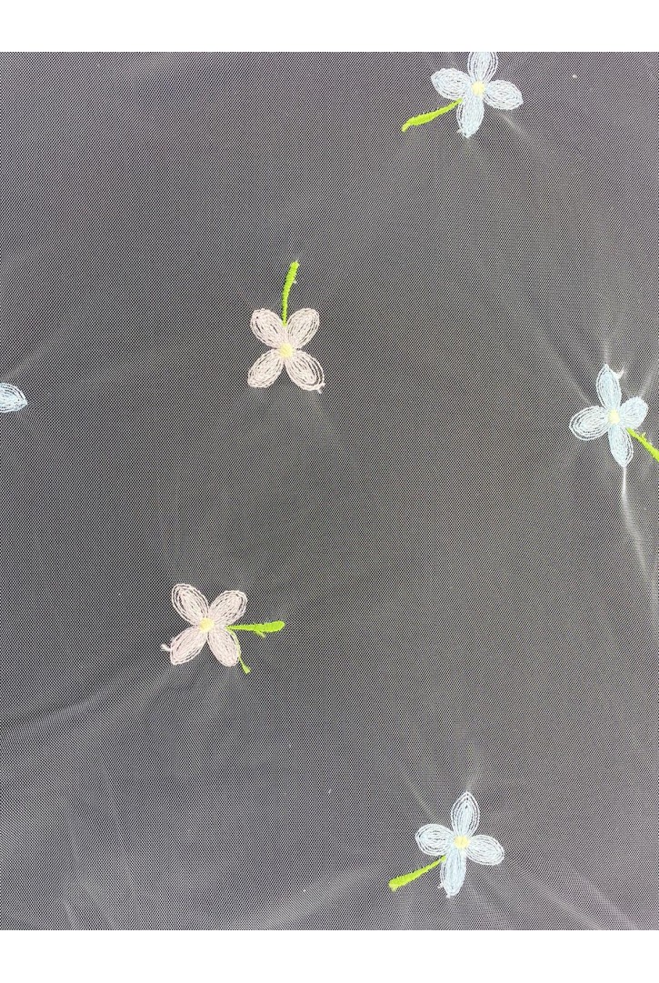 16071 TÜL ÜZERİ/İTHAL/LEZ/POLYESTER/RENKLİ ÇİÇEK NAKIŞLI/BEYAZ ZEMİN/160 CM