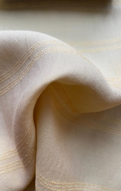 22339 KUMAŞ/YERLİ/LEZ/POLYESTER/VİSKON/PUDRA/146 CM