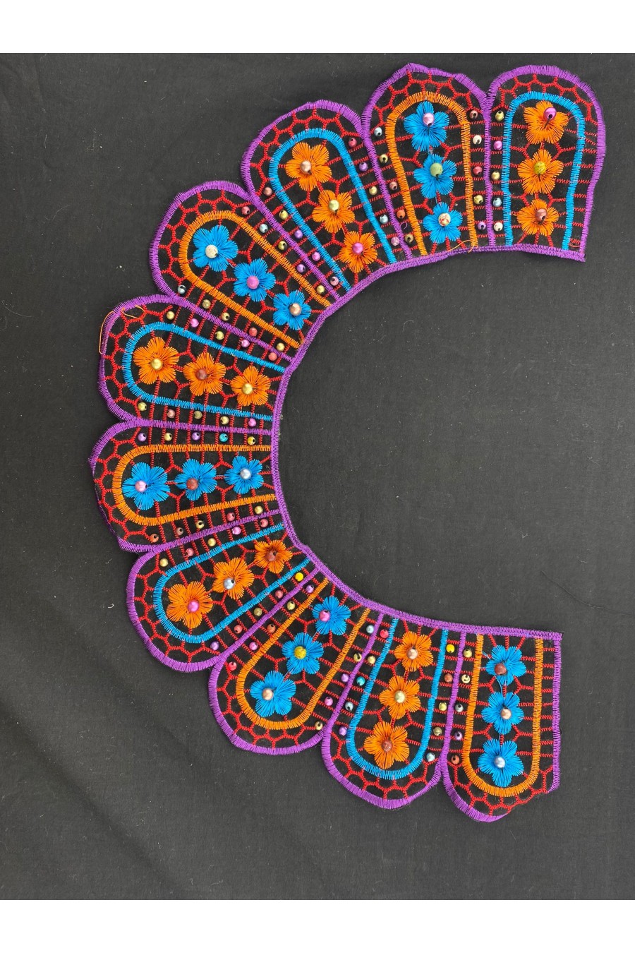 2434-ADET Boncuklu Renkli İthal Yaka, 37 cm