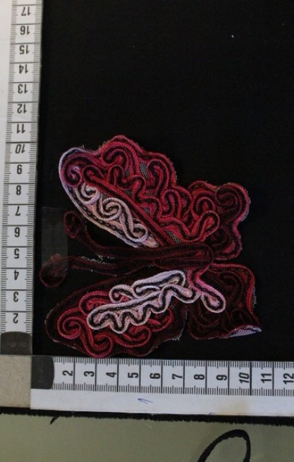 Gri-Bej Broş Aksesuar