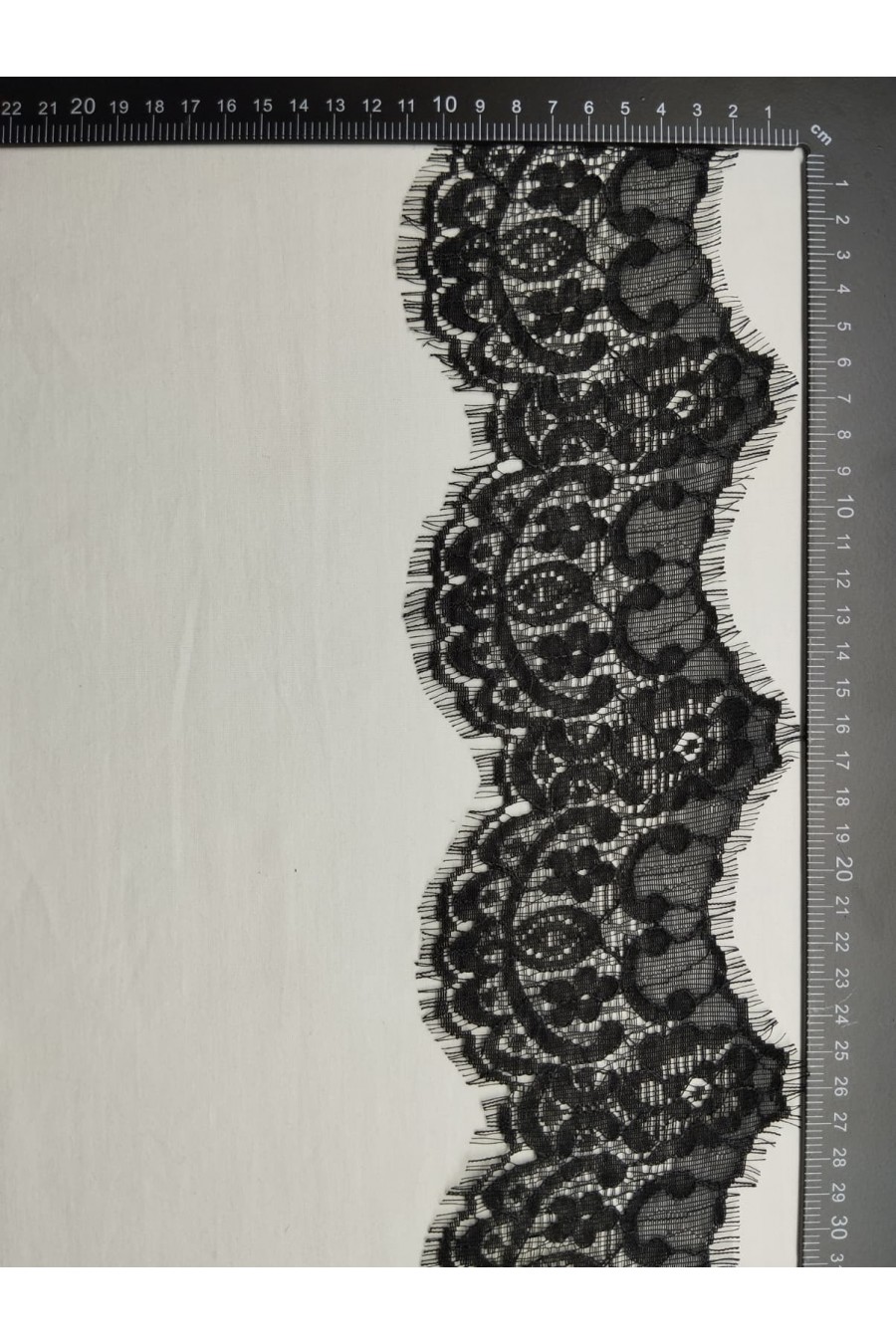 Siyah Sakallı Düz Dantel Bant