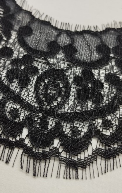 Siyah Sakallı Düz Dantel Bant