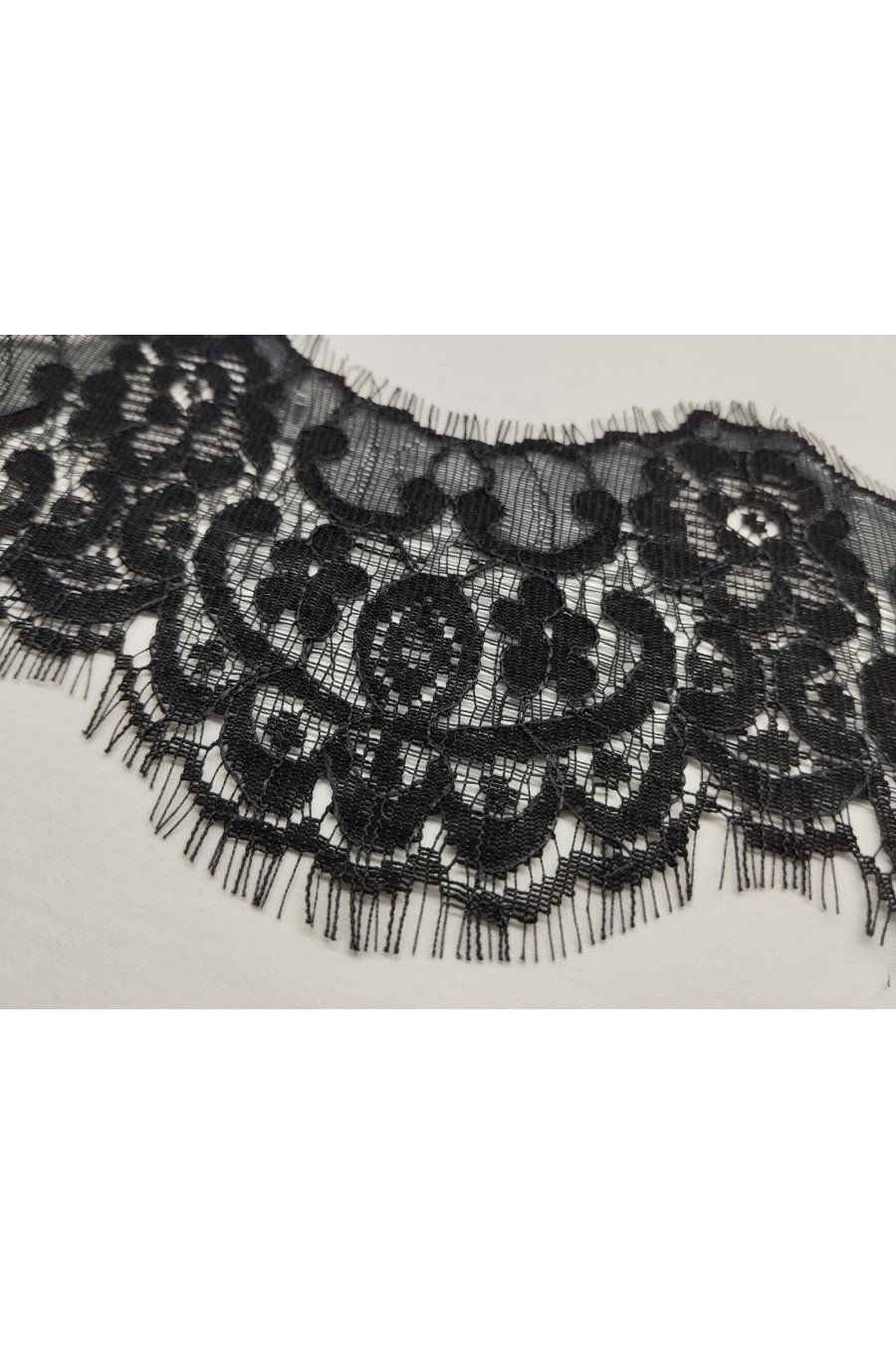 Siyah Sakallı Düz Dantel Bant