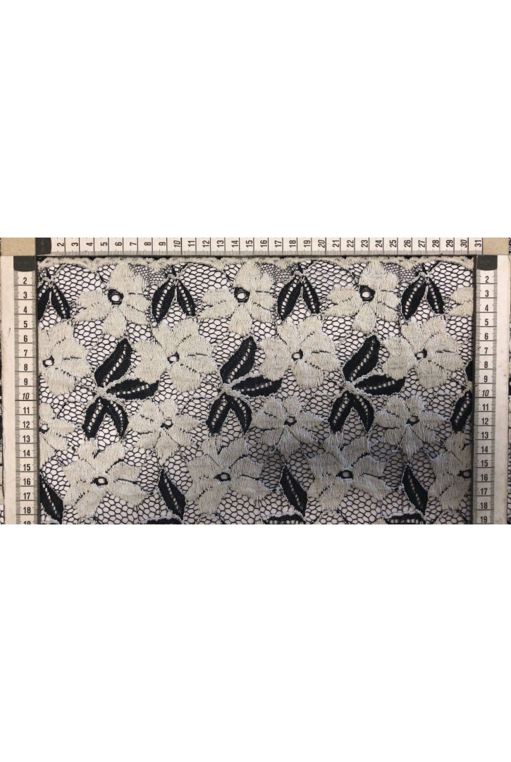 Siyah Beyaz Polyester Dantel, Yerli