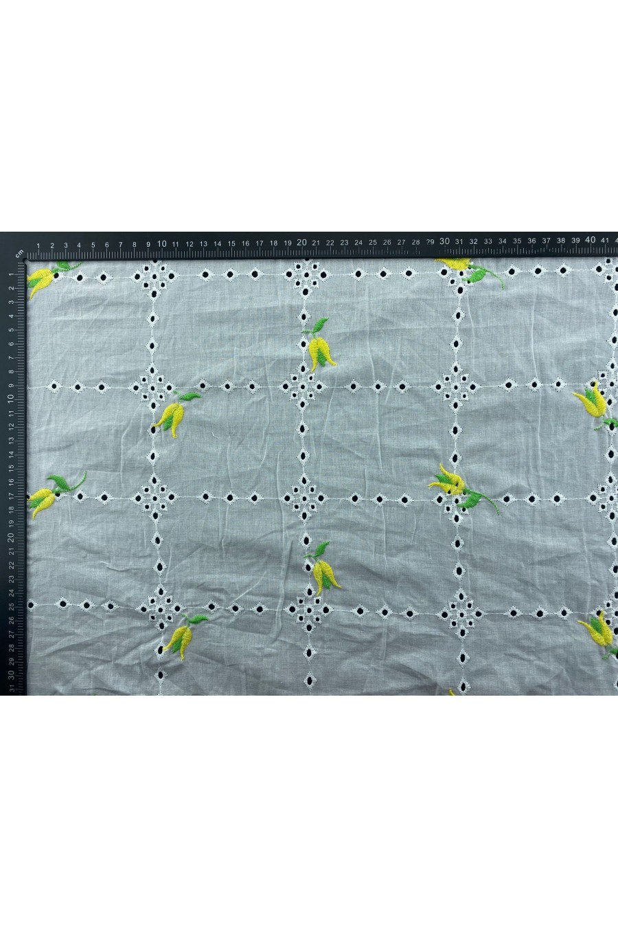 Sarı-Yeşil Lale Nakışlı Bohrerli Brode