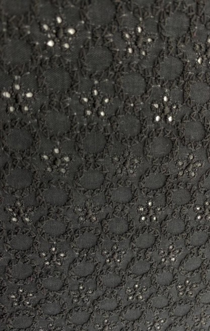 Siyah Zemin Üzerine Siyah İplikli Vual Brode