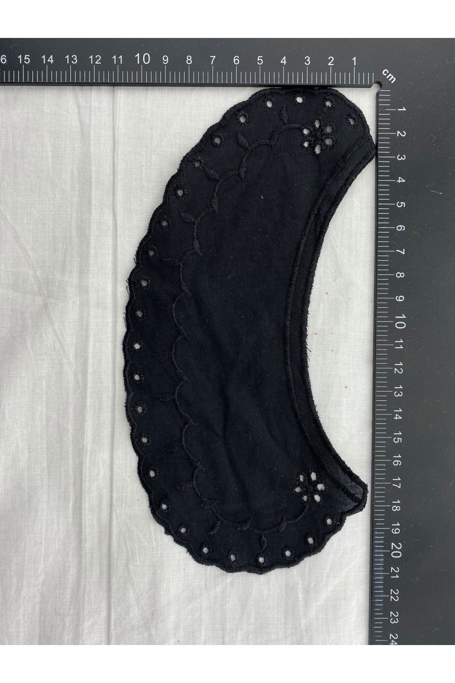 Siyah Mat Polyester Vual Yaka Brode - 2 Beden