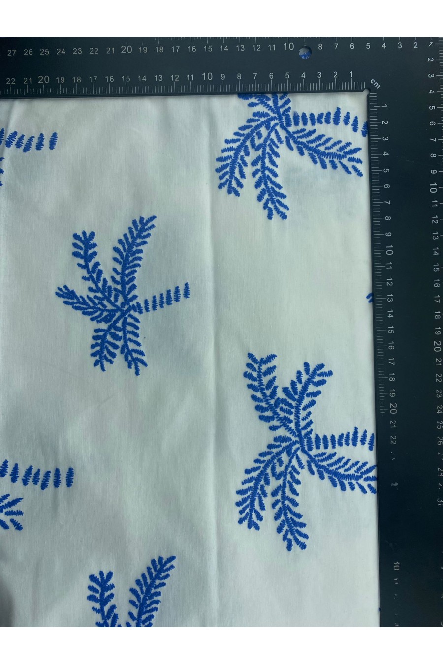 Mavi Baskılı Pamuk Polyester Kumaş, Kasar Zemin, 150 cm