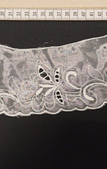 Beyaz Organze Yaka Aksesuarı