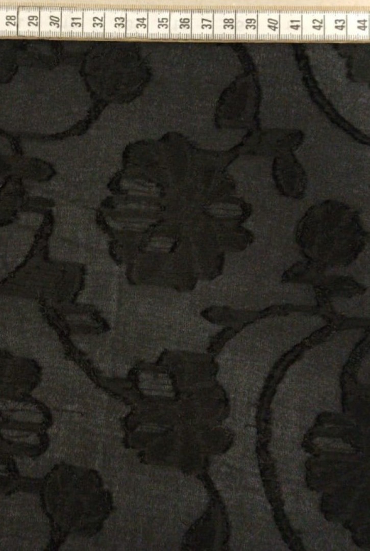 Siyah Şifon Kumaş – Hafif ve Şık